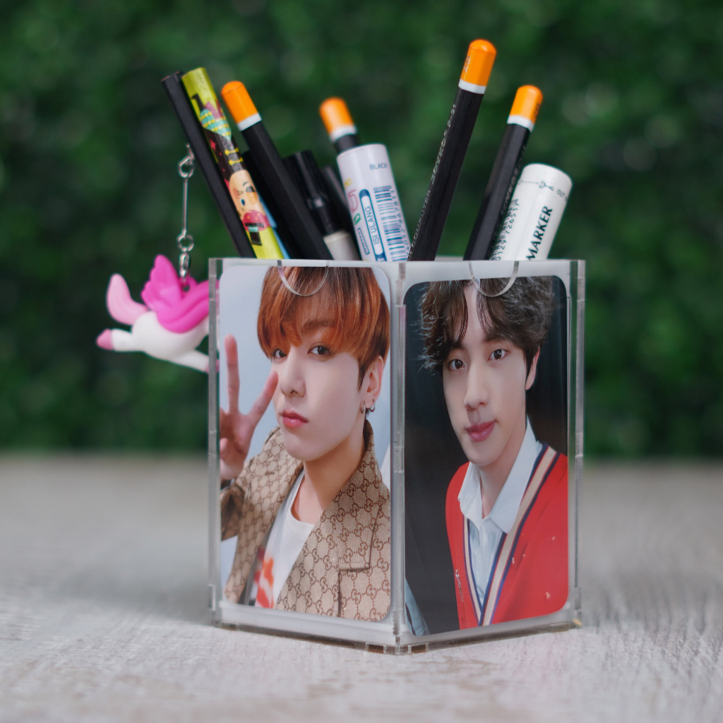 

Tempat Pen Ballpoints dan Photocard Polaroid Holder Acrylic