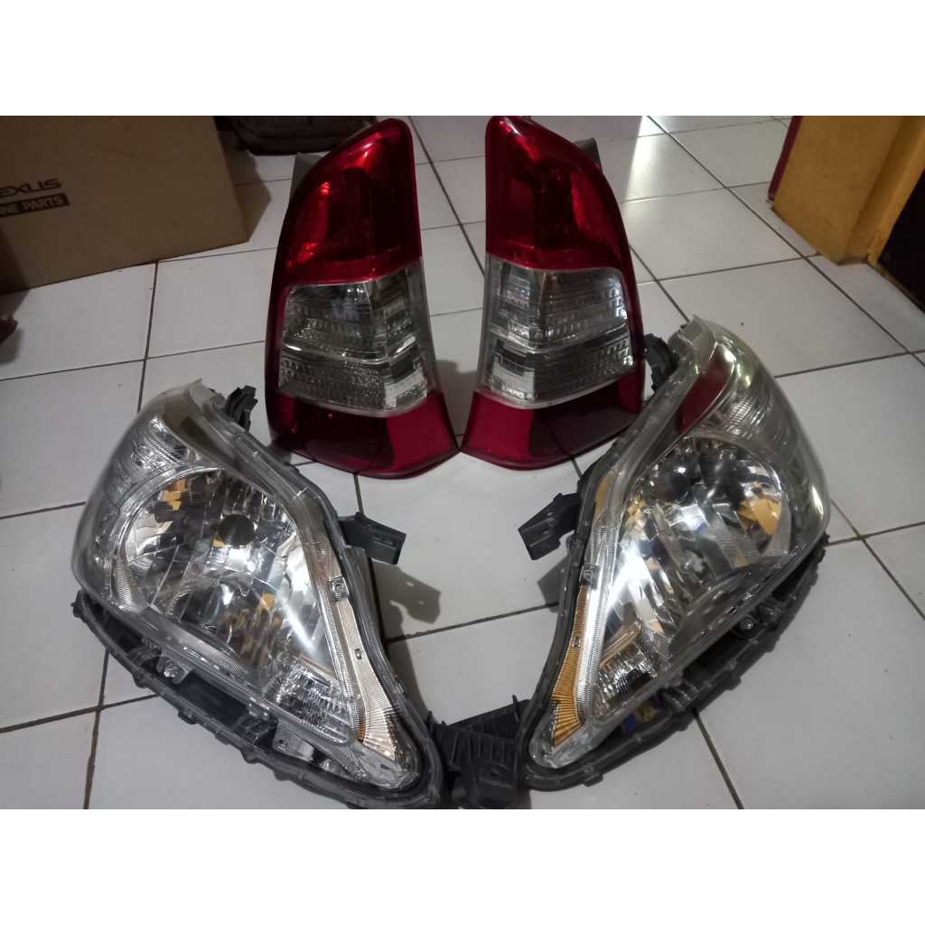 Headlamp + Stoplamp Grand INNOVA 2012 Original