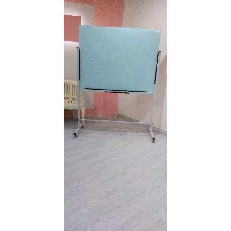 

Glass Board Standing 90 × 120 Cm