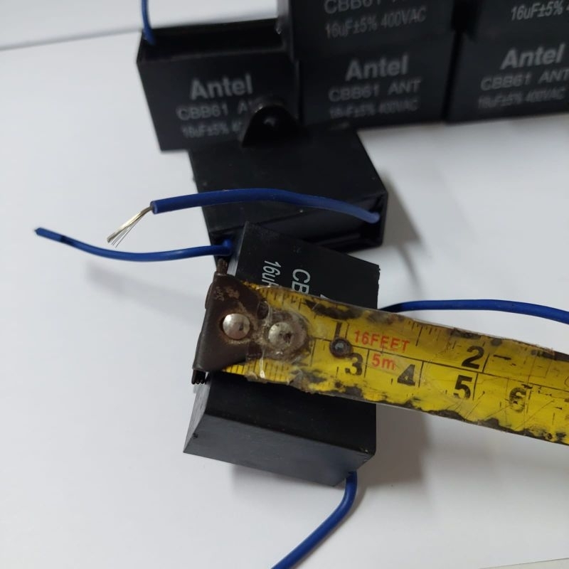 capasitor 16uf 400volt CBB61