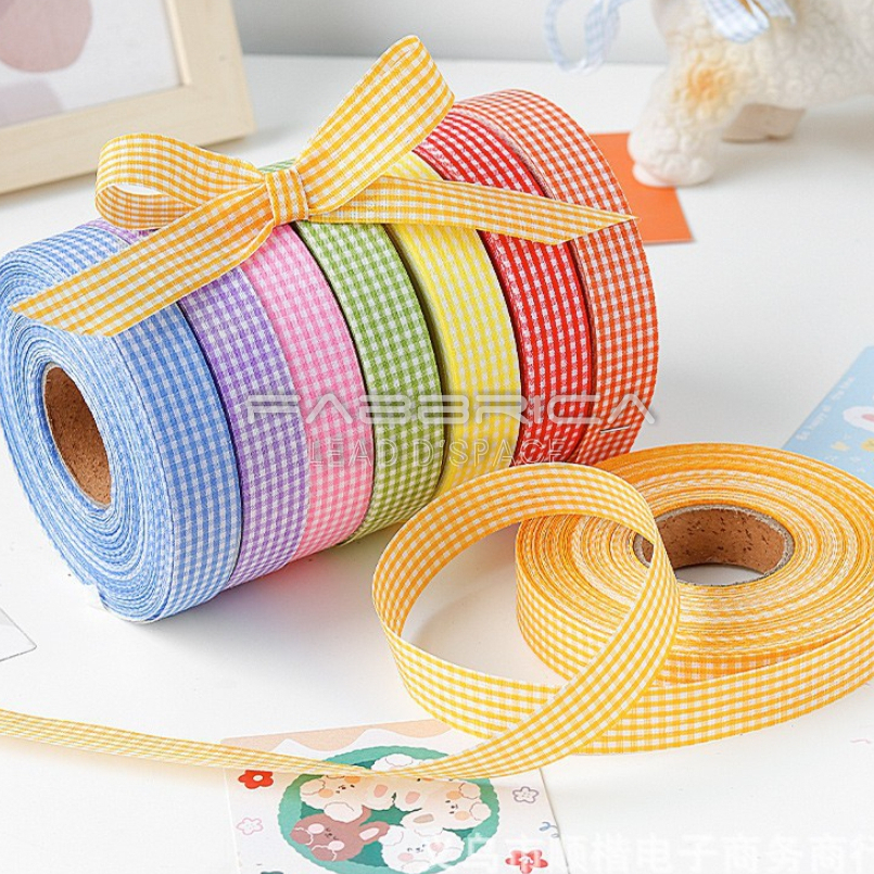 

Pita Motif Kotak 1 inch 2.5 cm Kain Hiasan Dekorasi Hampers Parcel Kado