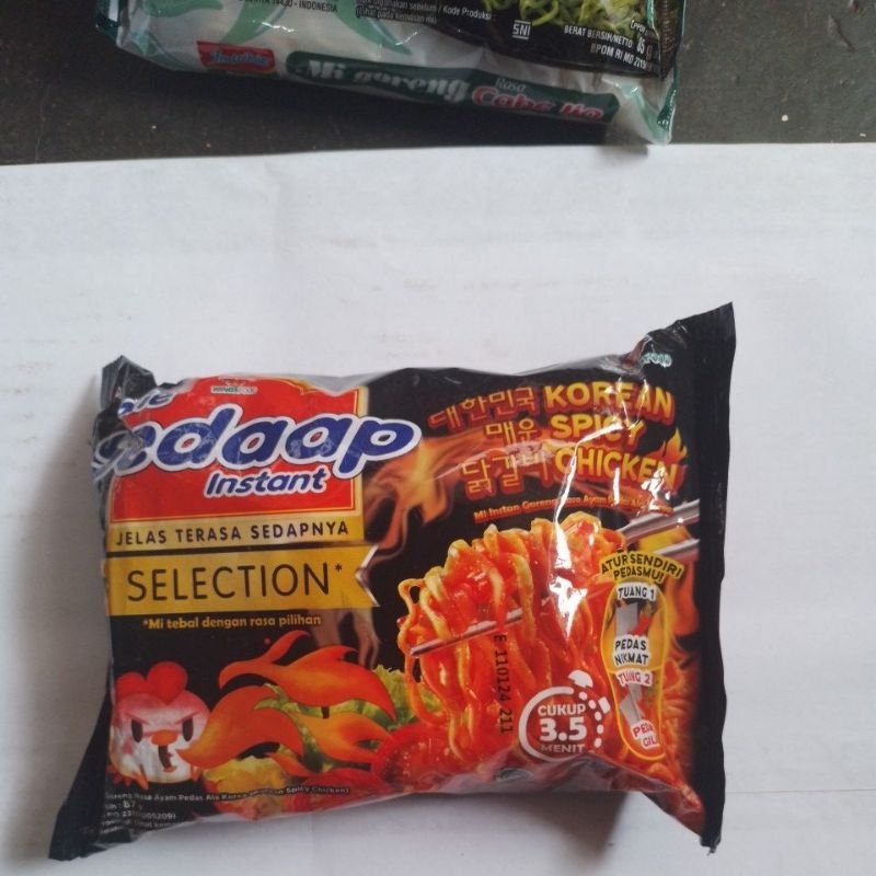 

mie sedap selection korean spicy chicken