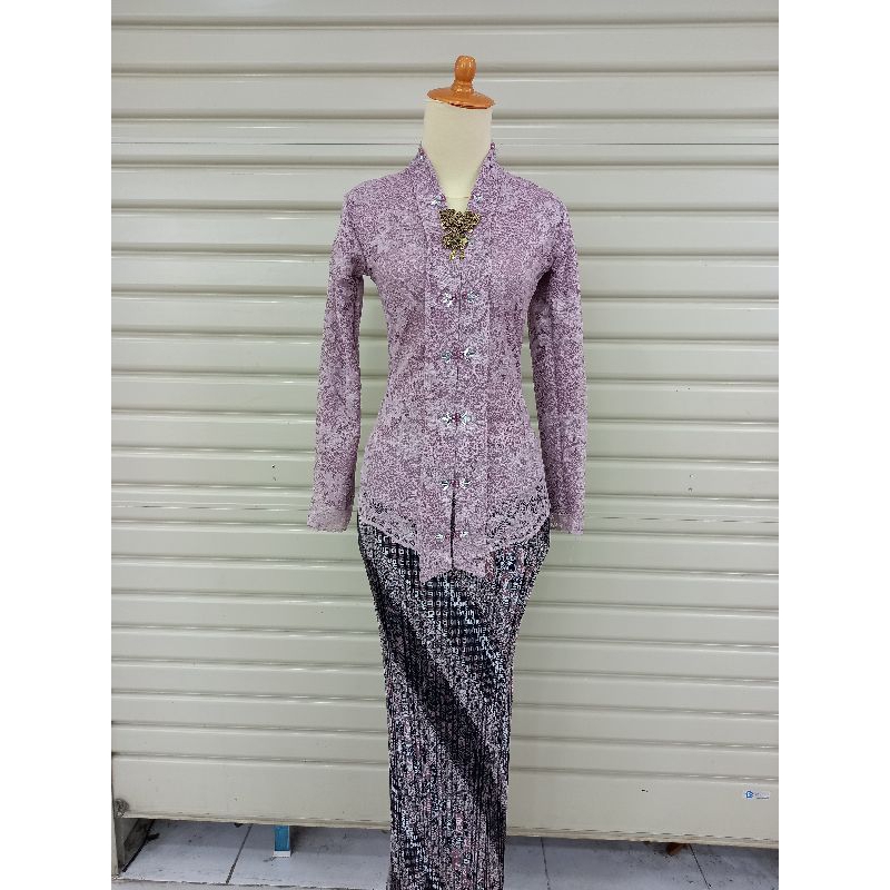 SETELAN KEBAYA KARTINI // SETELAN KEBAYA WISUDA // SETELAN KEBAYA LAMARAN // SETELAN KEBAYA KONDANGA