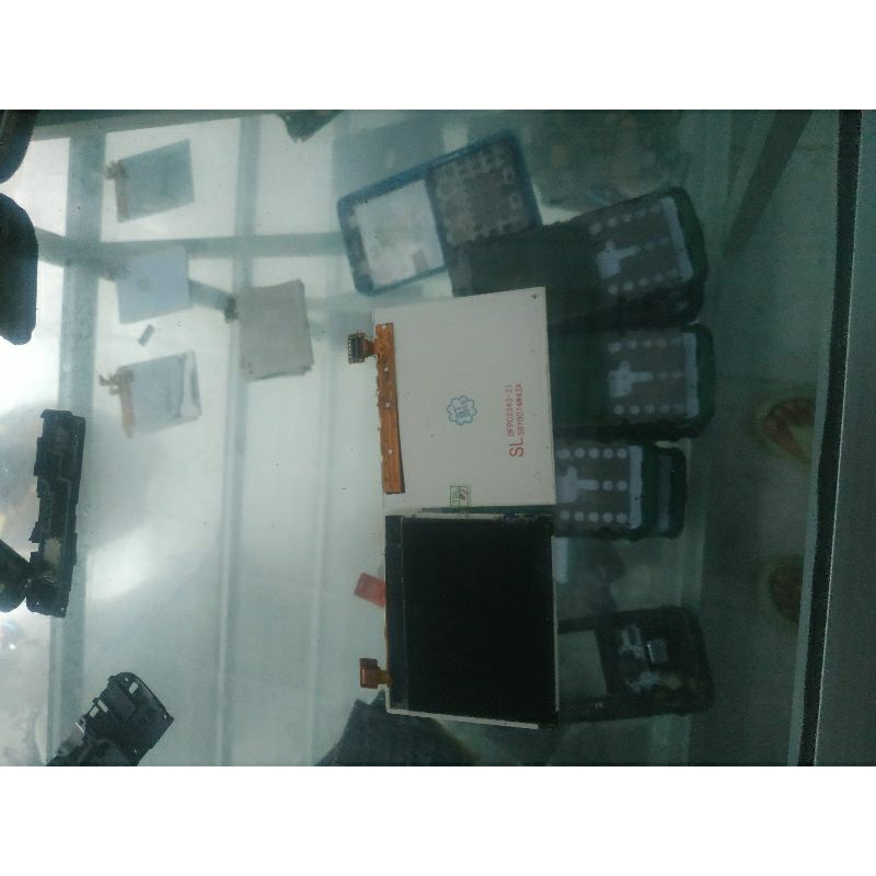 lcd bekas nokia e63 e71 e72 bukan ori