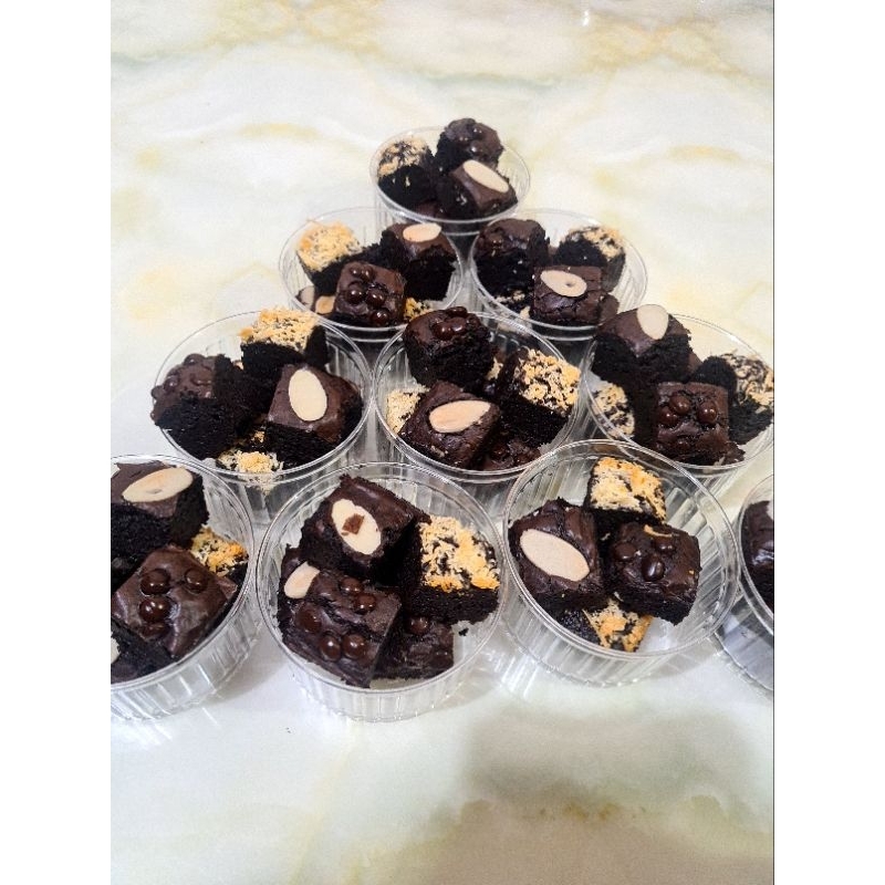 

Brownies Panggang Mini Cup
