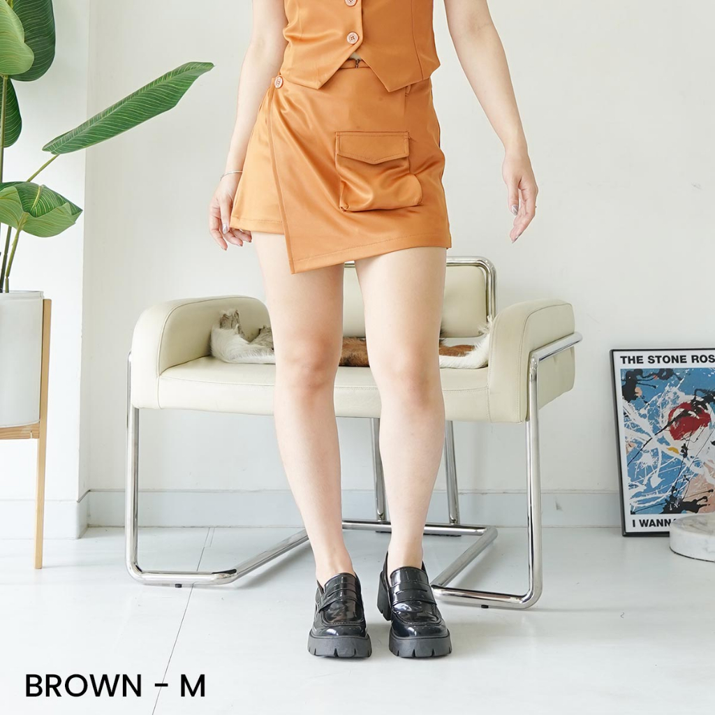 Skort Mini Leather Hadid (M-L)