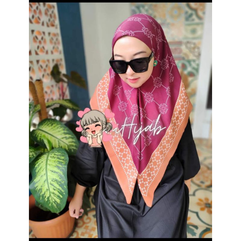 Hijab Motif Voal Segiempat/motif warna maroon