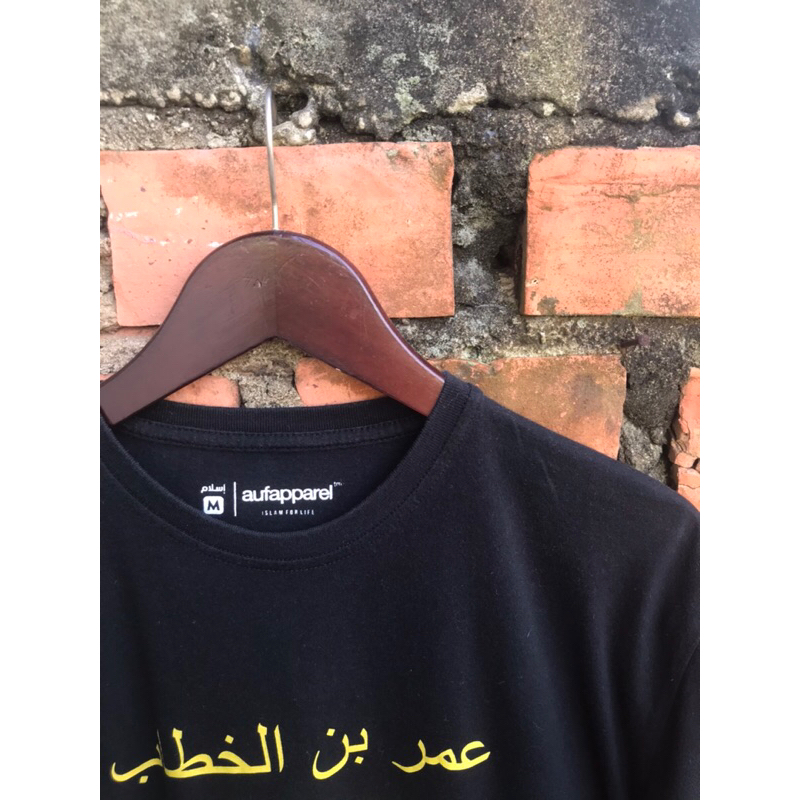 AUFAPPAREL T SHIRT “Kaos Dakwah Umar Bin Khoton Seken Ori, Size M (Panjang 69cm Lebar 51cm)