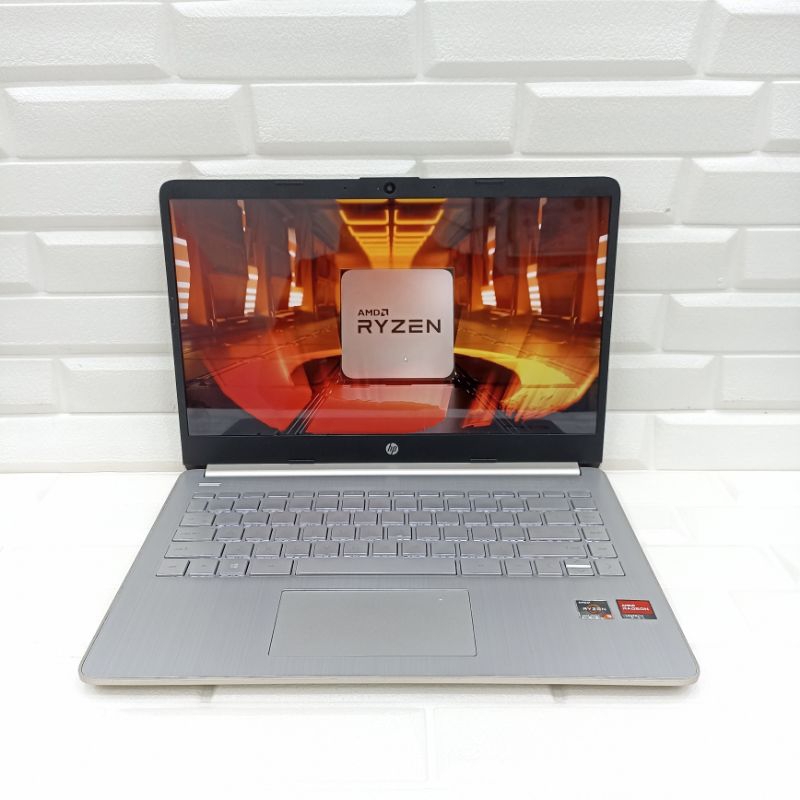 LAPTOP HP 14S-FQ1006AU AMD RYZEN 5 5500U 8GB SSD 512GB LIKENEW