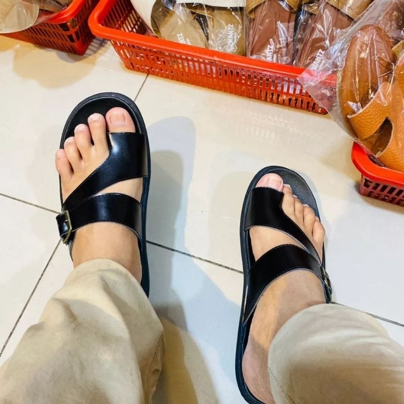 Sandal Kulit Asli / Sandal Papirut Asli Garut / Sandal Kulit Sapi Premium Model Jempol Gesper Cowok