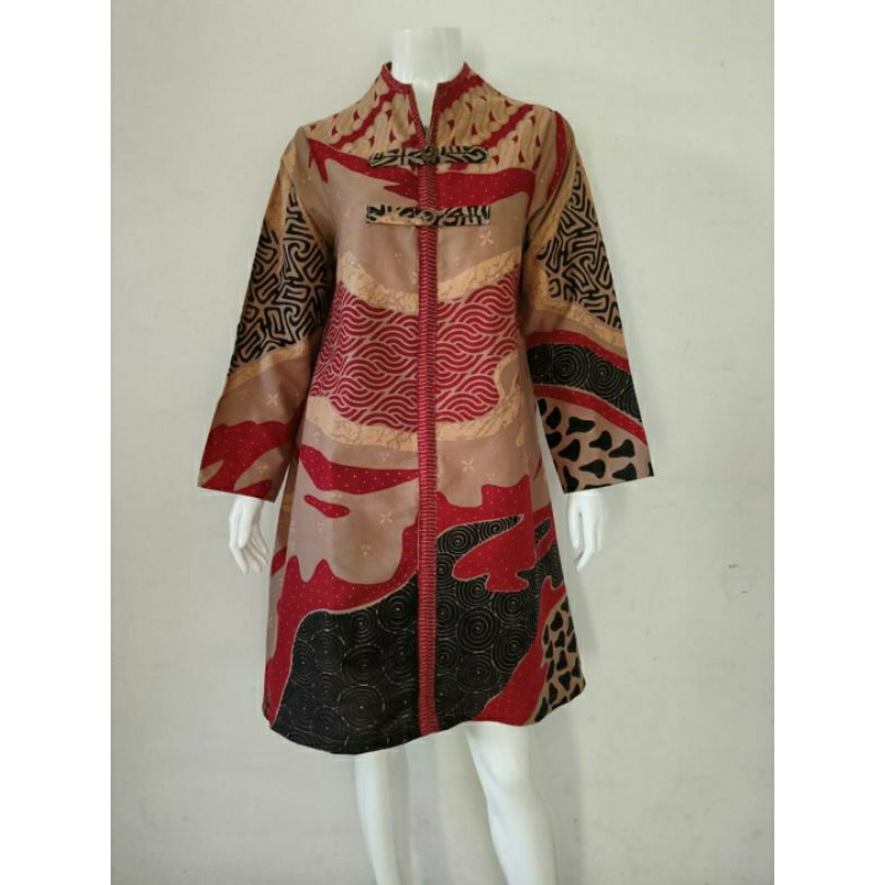 tunik batik wanita warna merah untuk seragam kerja kantor