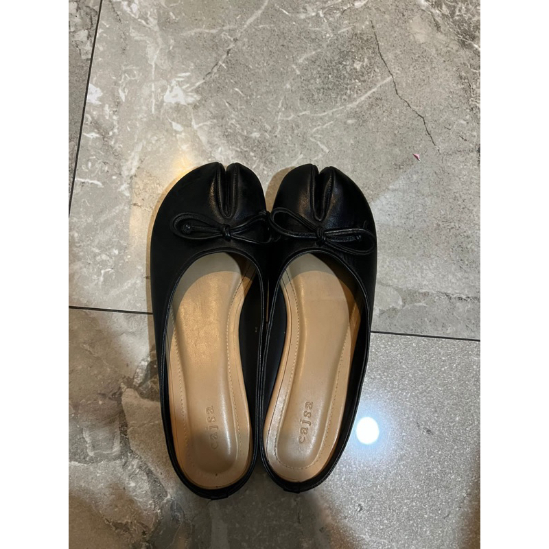 Preloved Cajsa Hikaru Black - Size 39 - tabi shoes mules sandal