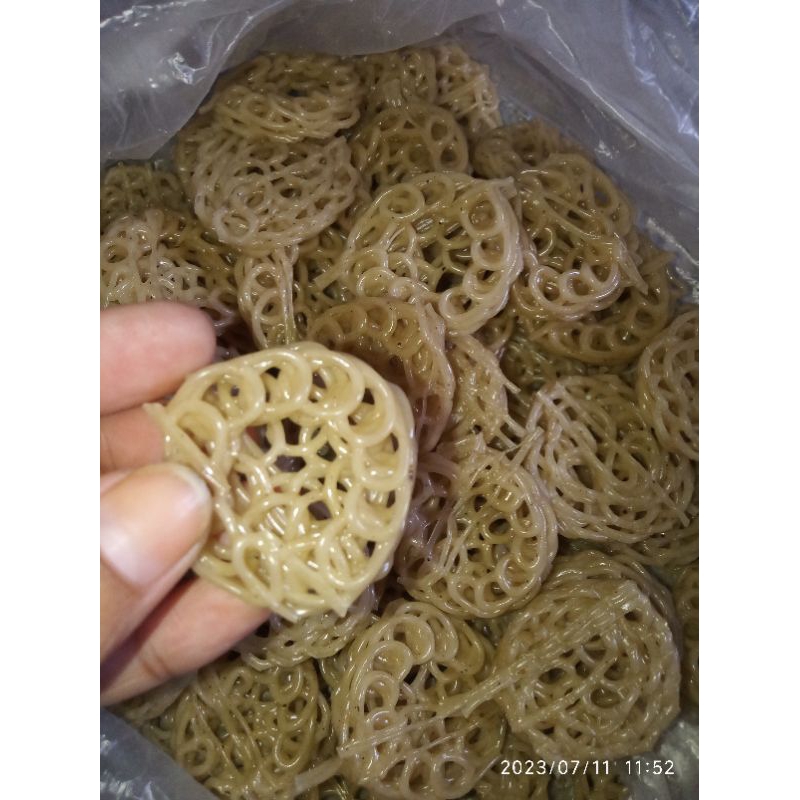 

Babanggi/Kerupuk Mawar Mentah Viral Rafael