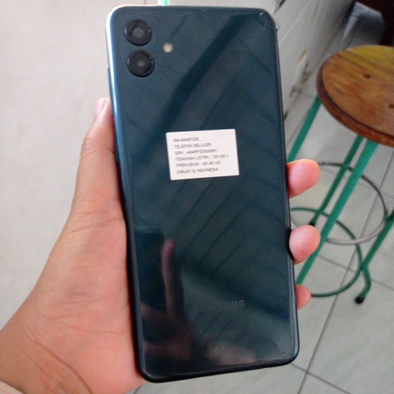 hp second murah seken hp samsung a04 4/64 3/32  fullset