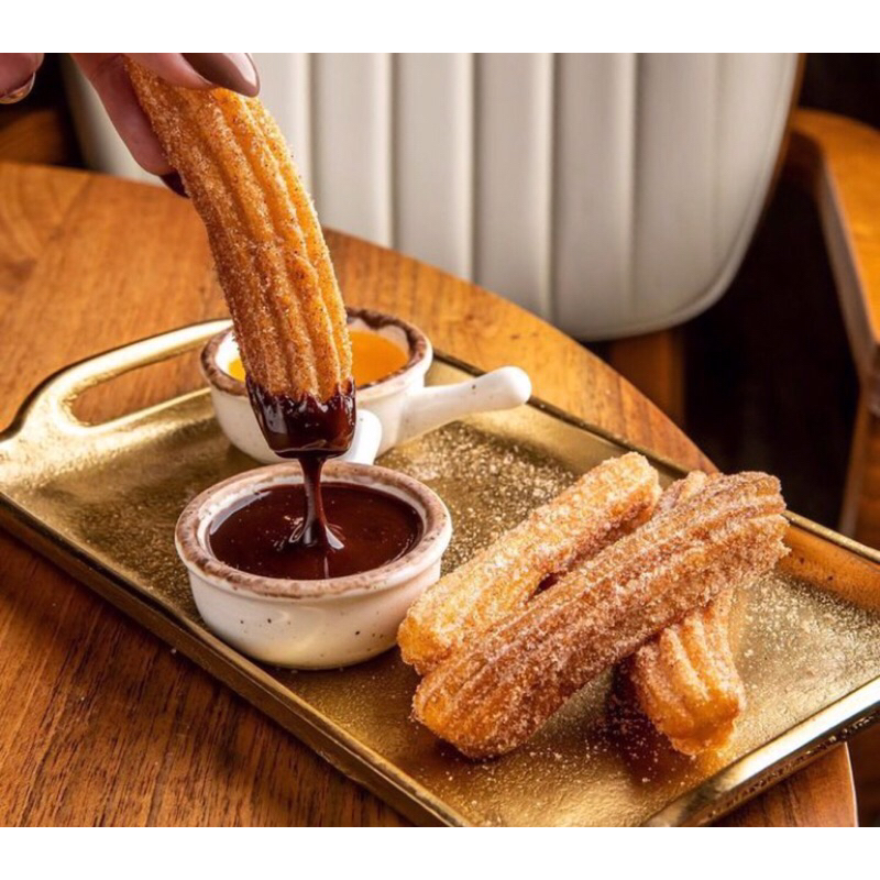 

Churrosh Premium Laveriaa Frozen Coklat Stroberi Ubi Ungu Original