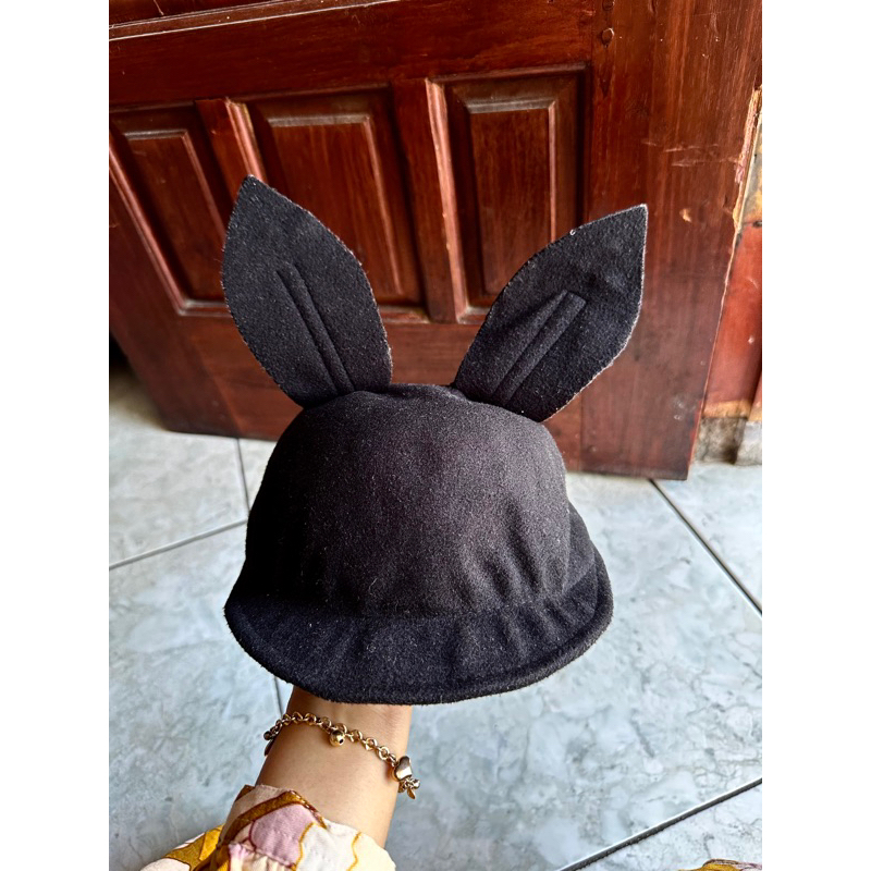 topi anak hnm preloved