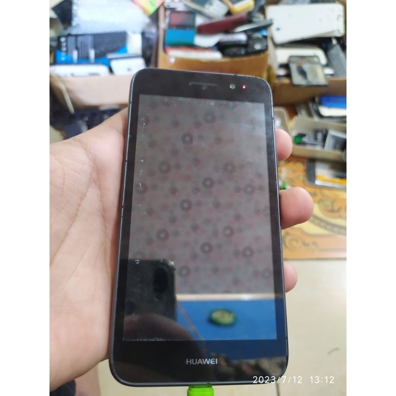 HUAWEI CRO-L22 MINUS LCD