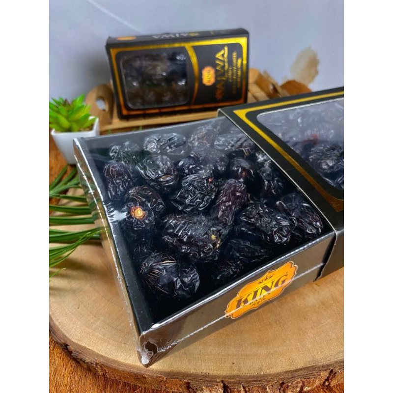 

Kurma Ajwa Jumbo King Dates 1kg Premium