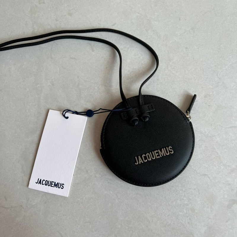 Jacquemus le pitchou mini round bag in black shw