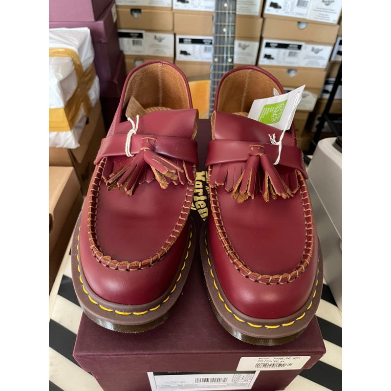 Dr Martens adrian tassel oxblood MIE