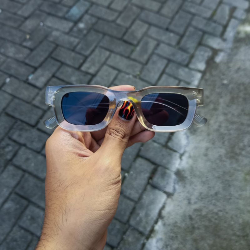 Vincent Skinny Bold Glasses Clear Grey