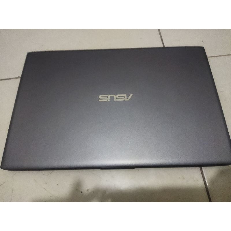 Asus X412DA AMD ryzen 3 3250U like new
