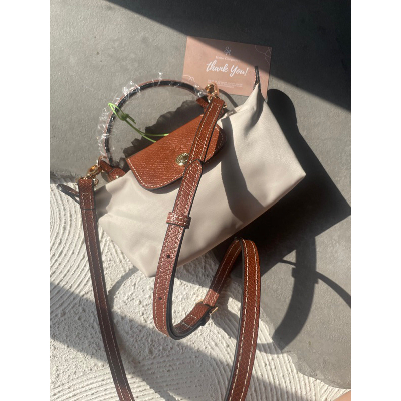 LC Classic Pouch with Handle + Strap