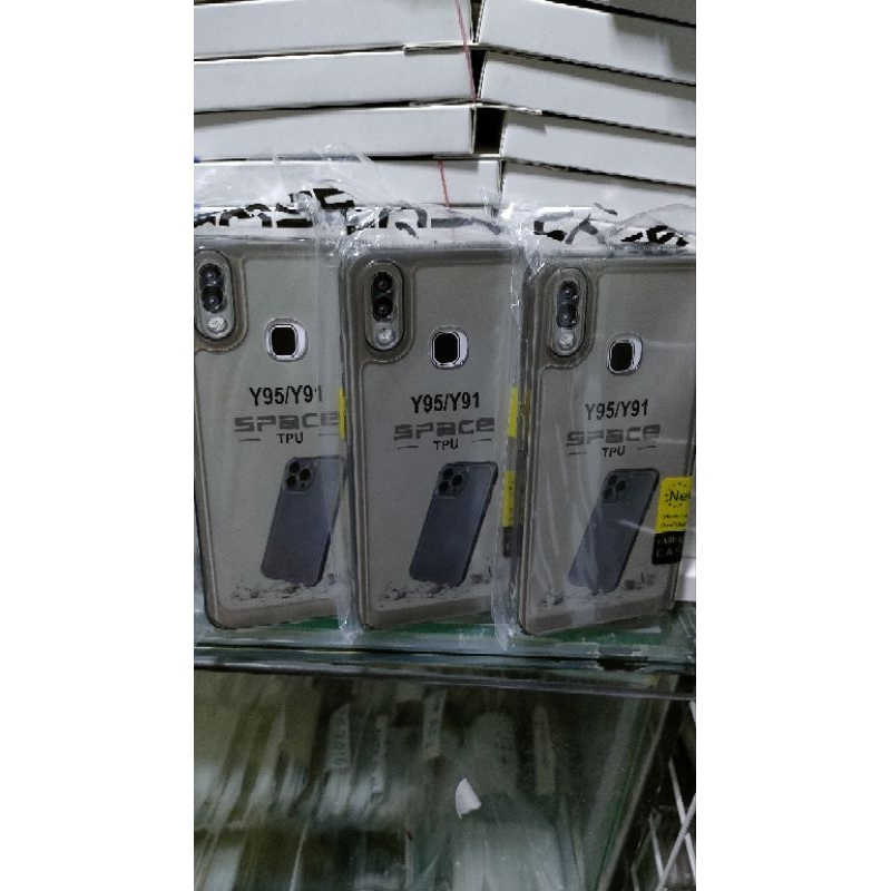 Softcase Vivo Y91 Y95 Y93 Silikon Casing Case Clear Hitam Transparan Pelindung Camera