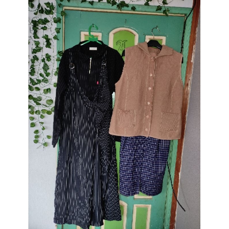 [PRELOVED] Vest Rompi Rajut / vest cable rajut / vest rompi / outer rompi / rompi rajut korea / vest