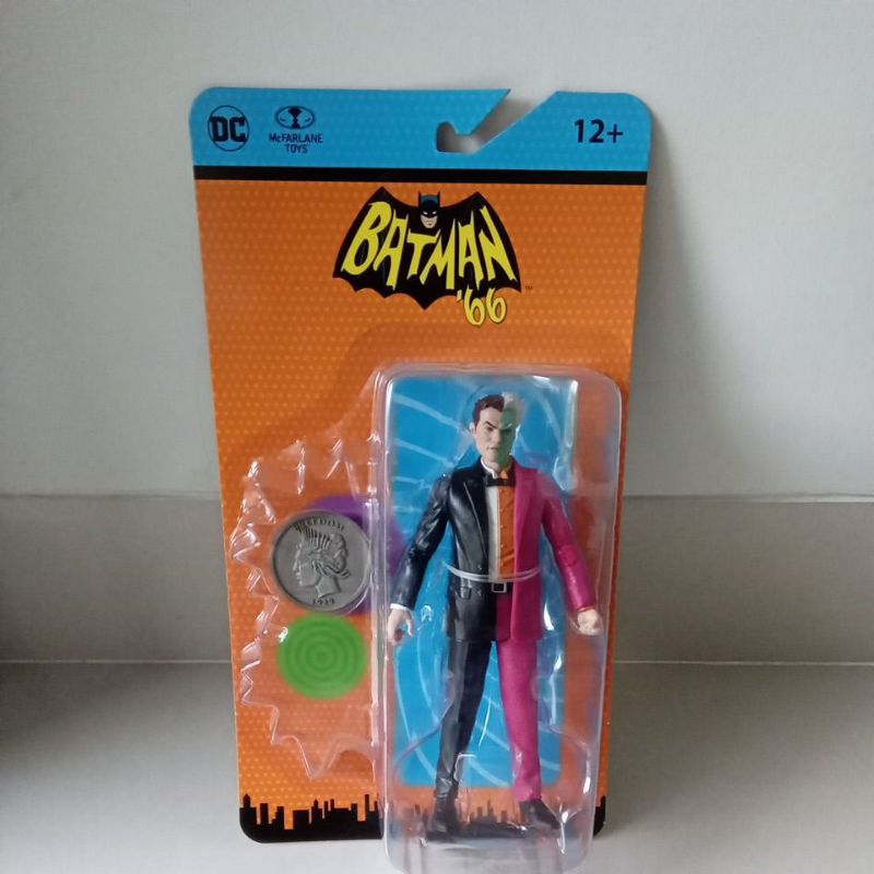 two face mcfarlane toys dc retro batman 66