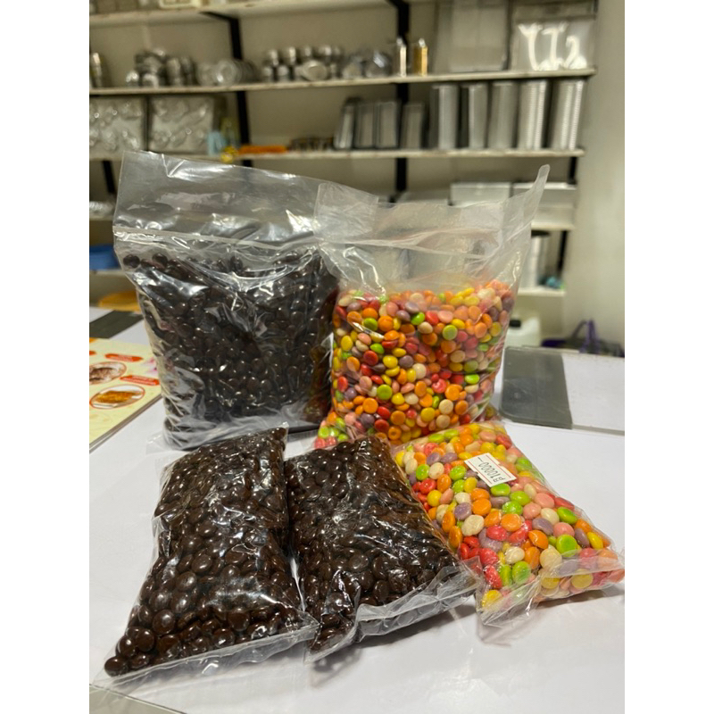 

Chocochip 1/2 bulat cokelat/warna warni