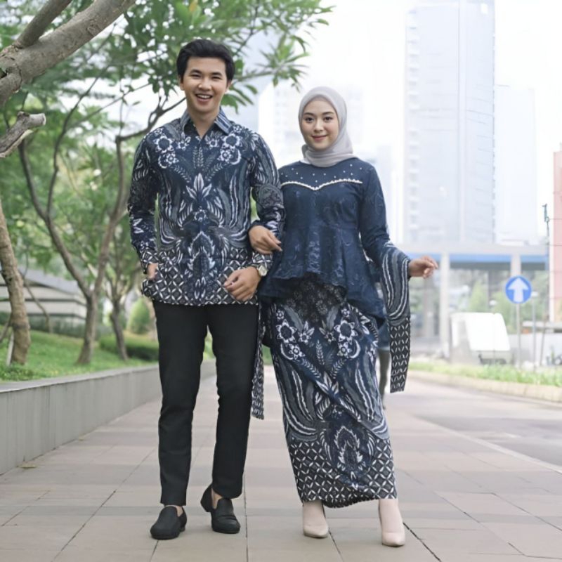 BAJU BATIK COUPLE SET NAWANG AYU KEBAYA BROKAT TILLE BIRU DONGKER MIX ABU MODERN LAMARAN WISUDA TUNA