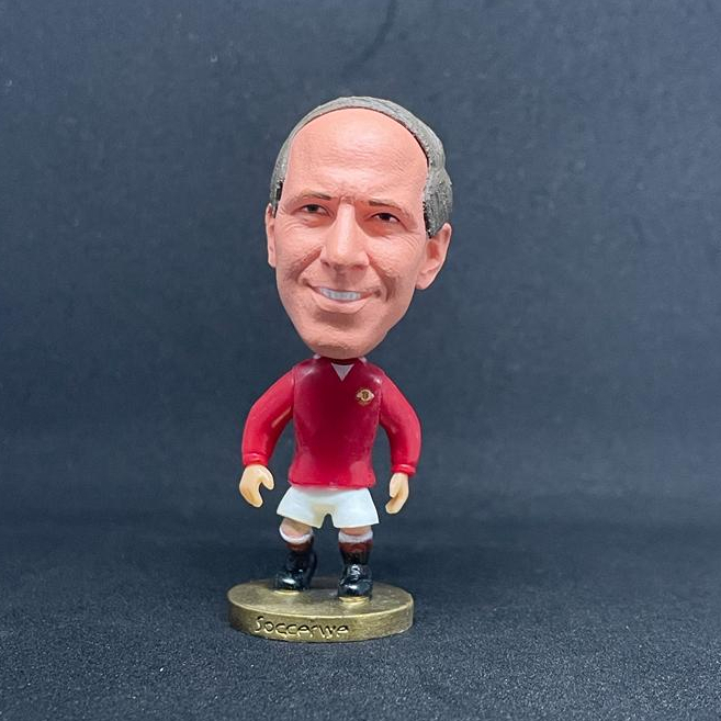 Action figure Sir Bobby Charlton Manchester United 1968 soccerwe