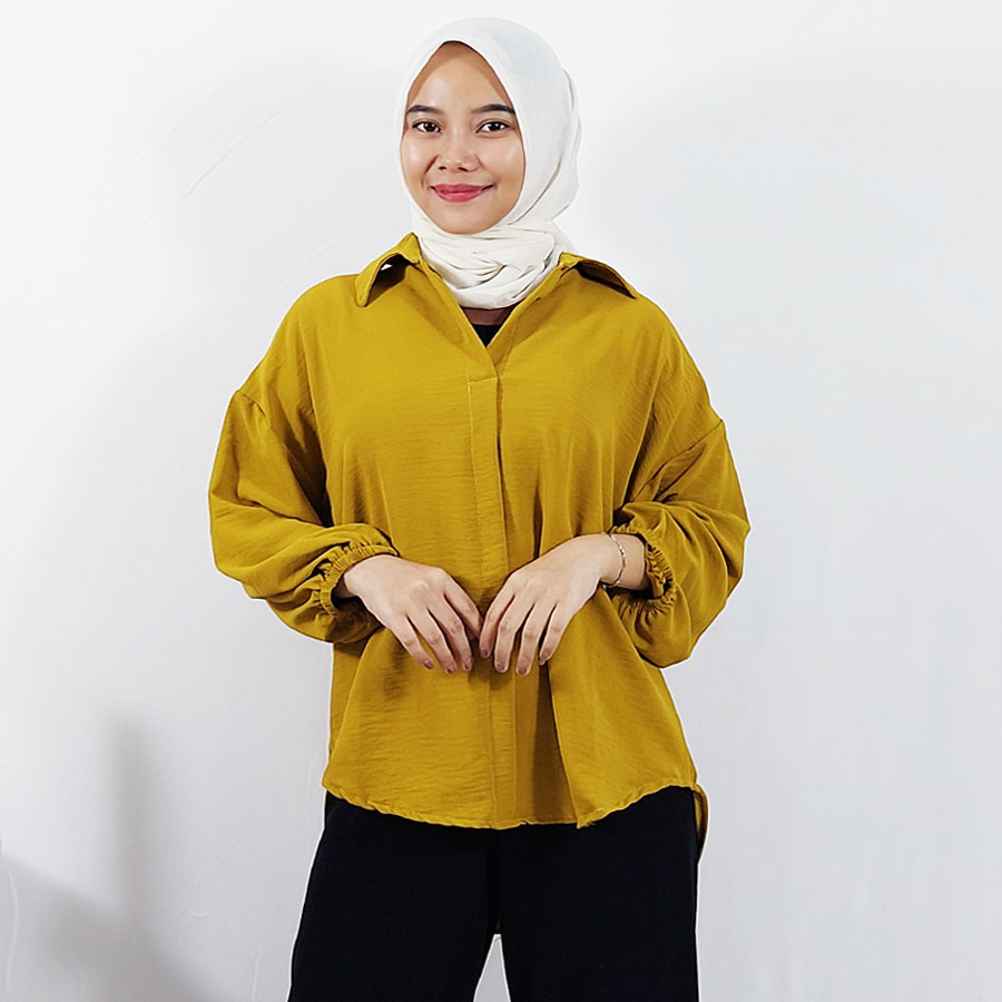 CARLINA KEMEJA BLOUSE WANITA CLAUDY VARIASI KANCING BELAKANG LENGAN BALON YENI CRINKLE KATUN
