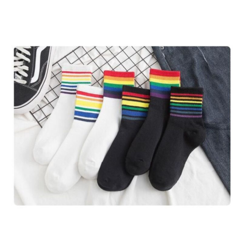 Kaos Kaki Wanita Japanese Rainbow Pelangi Panjang Women Socks SCH057