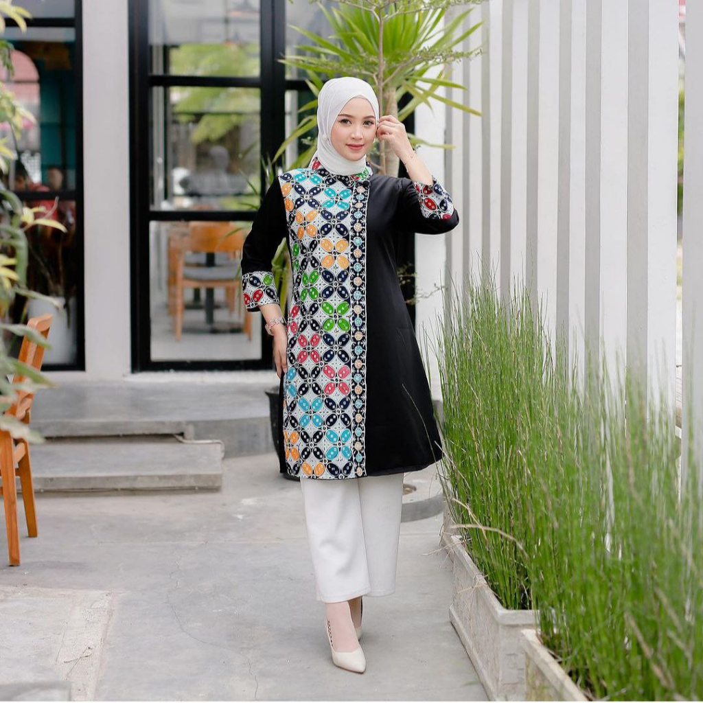 Benang Raja Tunik Batik Wanita Motif Kawung