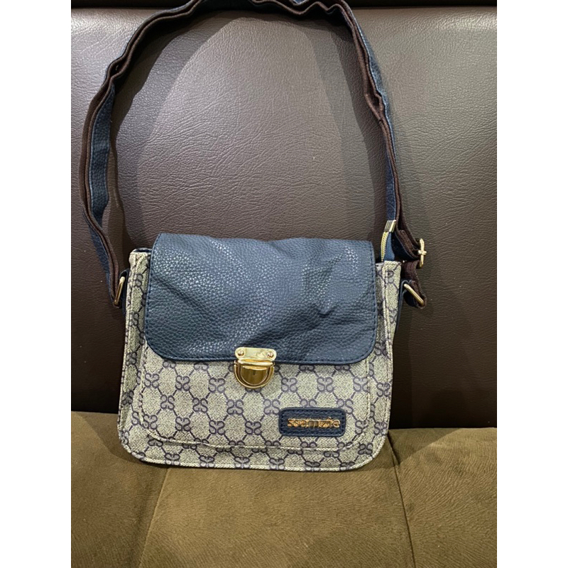 Preloved sling bag ssamzie