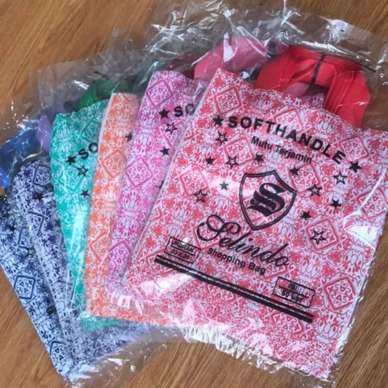 Sofhandle Shopping Bag Batik / Tas Plastik Sofhandle Batik Uk 23x25 30x32 35x38 Isi 50lbr