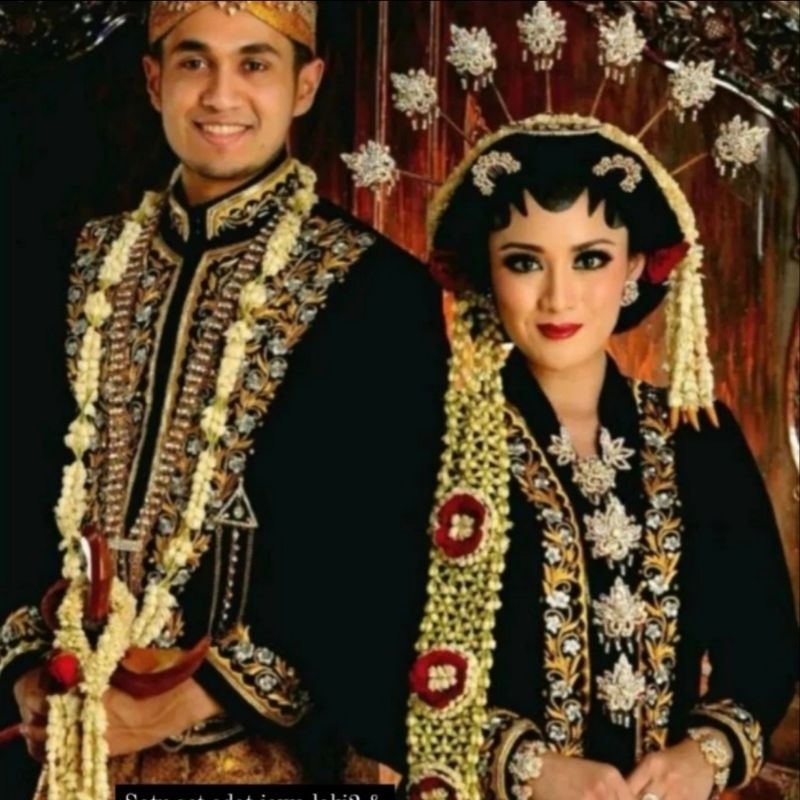 Ronce MeLati Asli Adat Jawa