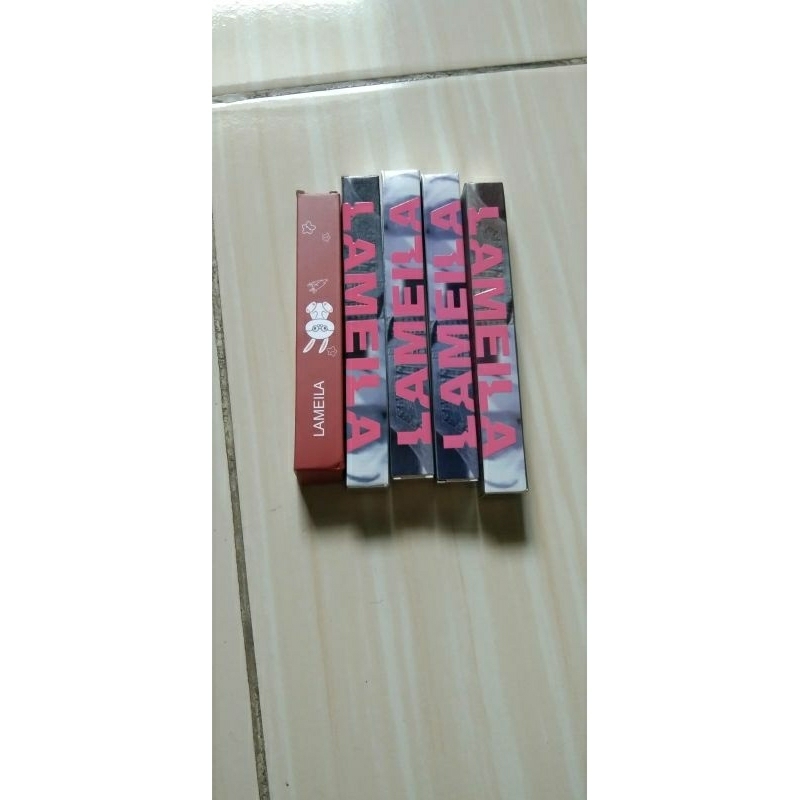 lipstik lameila