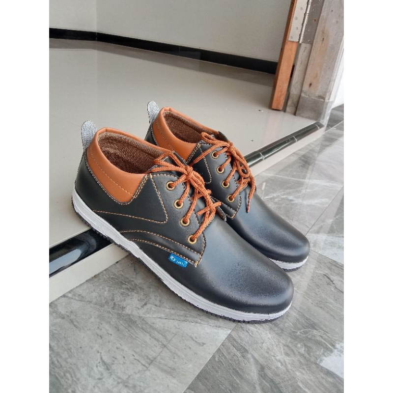 SEPATU PRIA CASUAL PRIA ORIGINAL D'jati D26 sepatu kulit import