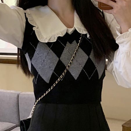 Korean Diamond Plaid Knit Vest Crop Top Rompi Rajut Korea