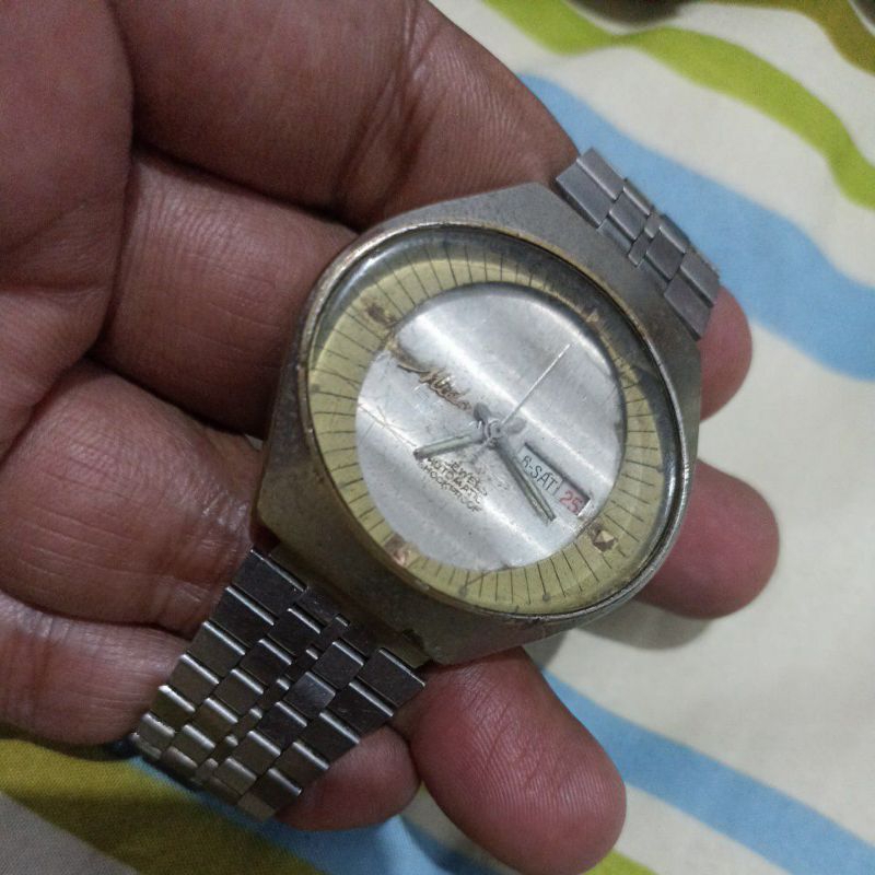~jam preloved mido