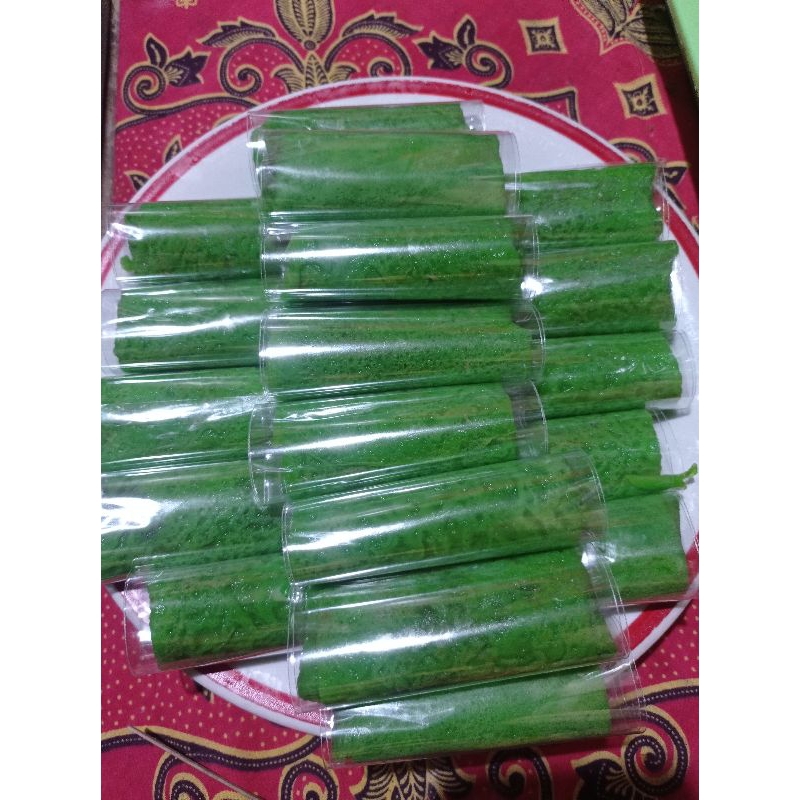

Dadar Gulung Jajanan Pasar Tradisional Basah