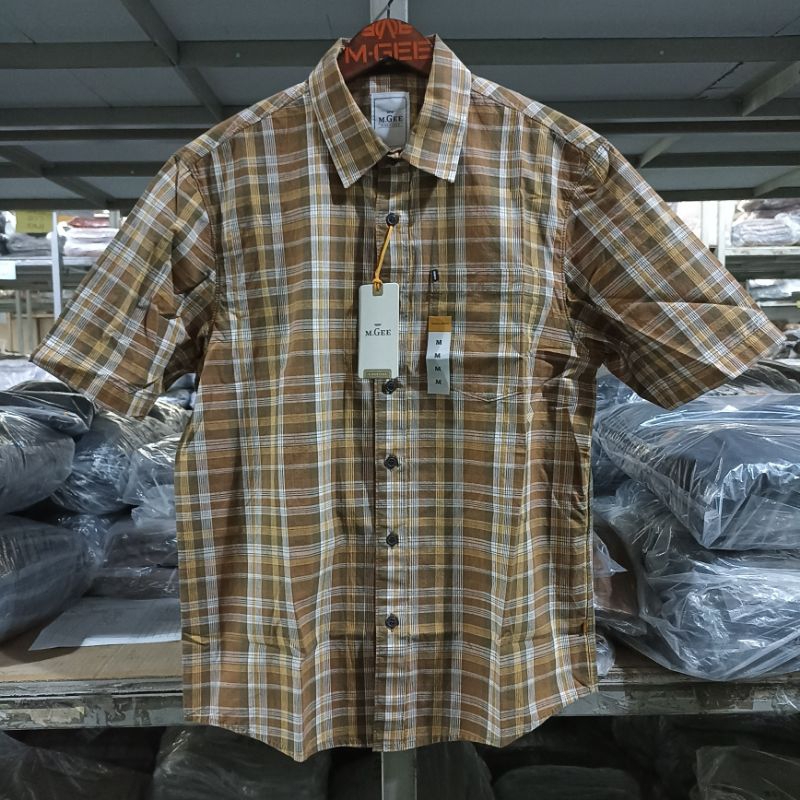 Kemeja lengan pendek motif kotak kotak Original MGEE ALTO C126 BROWN