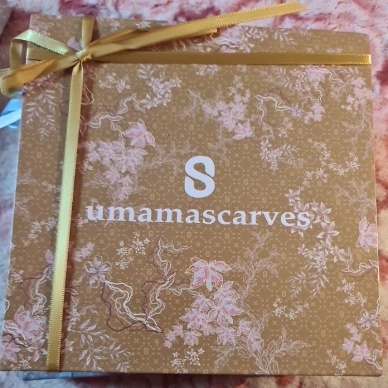 Umama Scarves Premium Box