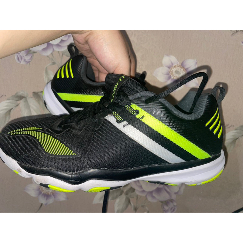 Sepatu Badminton Lining Ranger IV Drive AYTQ 053 - AYTQ053-5 Black UK 43.5 27.5cm