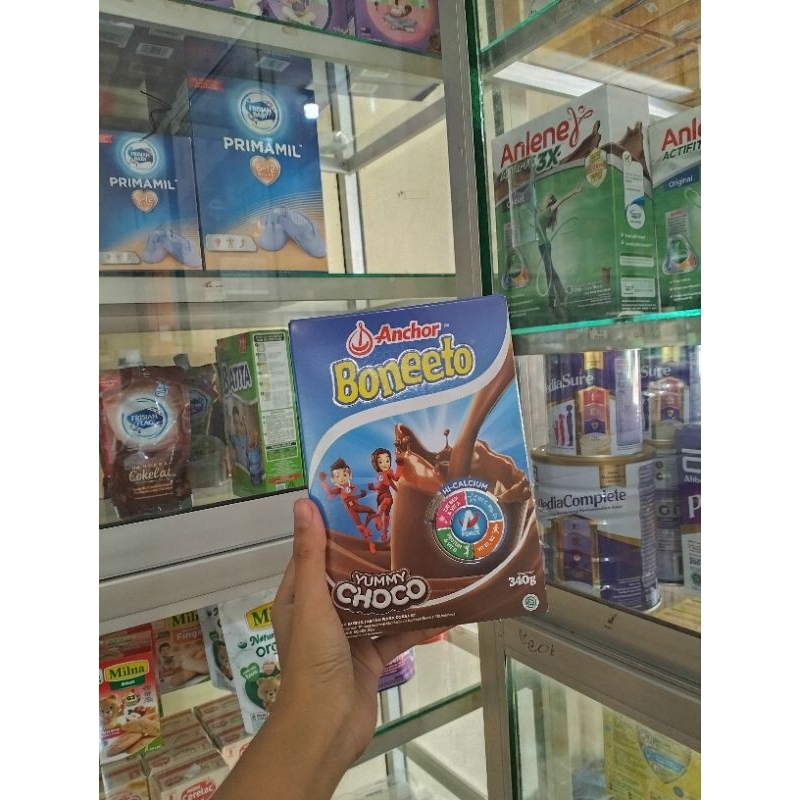 

BONEETO SUSU BUBUK PENINGGI BADAN ANAK / BONEETO YUMMY CHOCO / BONEETO CREAMY VANILLA KEMASAN 340 GRAM