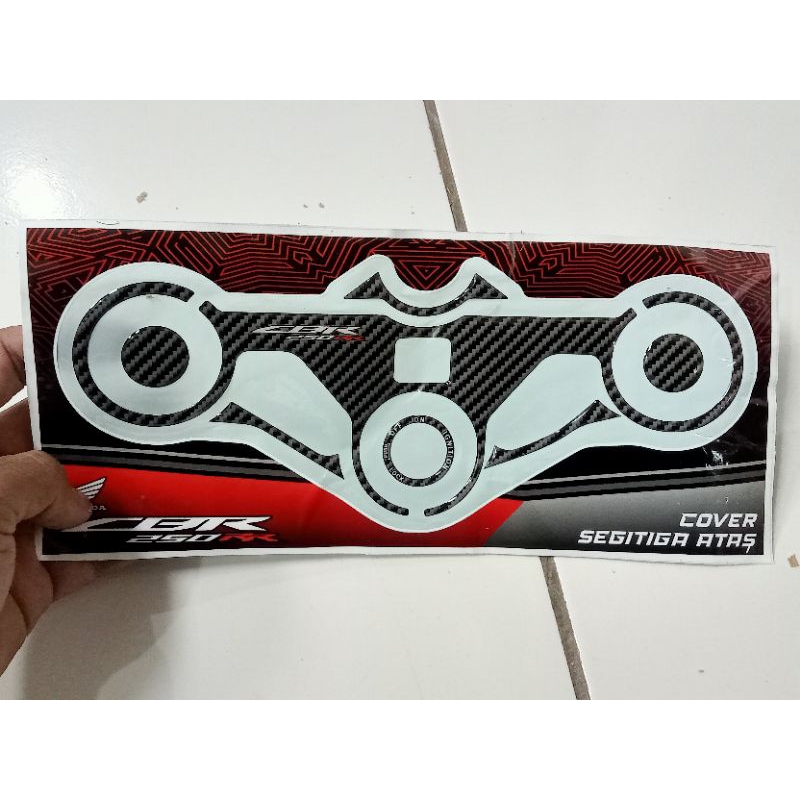 Emblem Timbul Segitiga Atas Honda CBR 250 RR