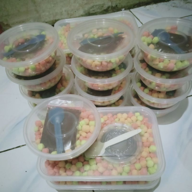 

nyamnyam crispy box dan mangkok per 1pcs. sangat enak